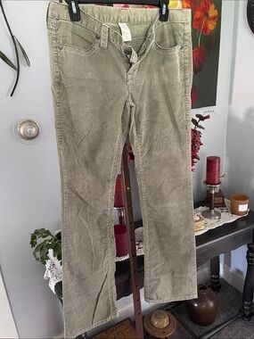 LONDONJEAN Olive Corduroy Pants